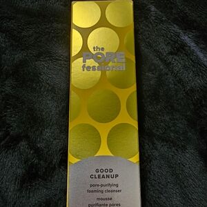 The POREfessional Good Cleanup Foaming Cleanser